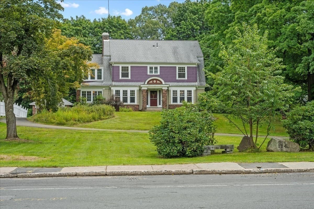 Single Family Residence at 1140 Northampton St, Holyoke MA 01040, Holyoke, photo 34 of 41