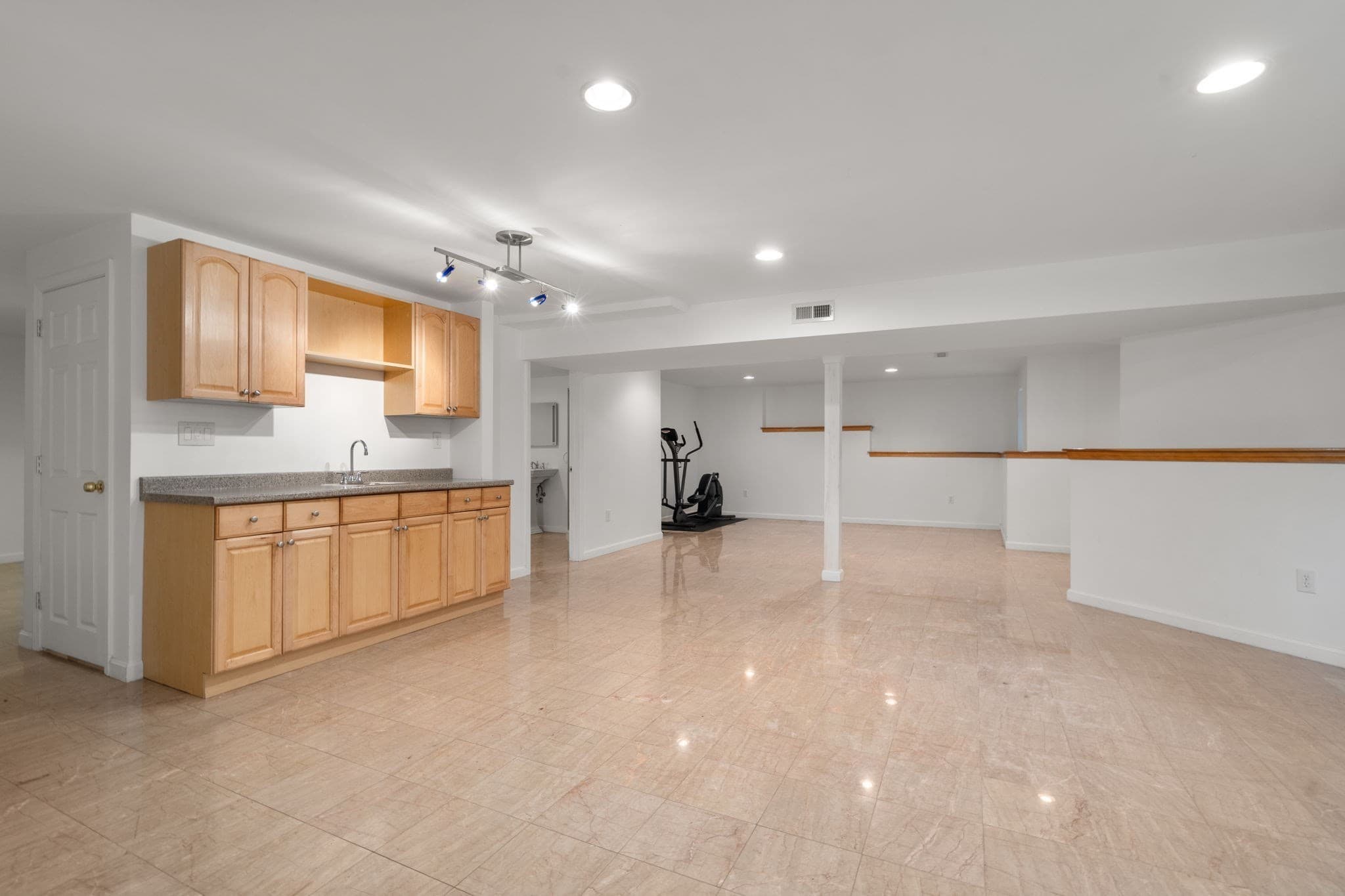 Single Family Residence at 142 Hartman Rd, Newton MA 02459, photo 38 of 42
