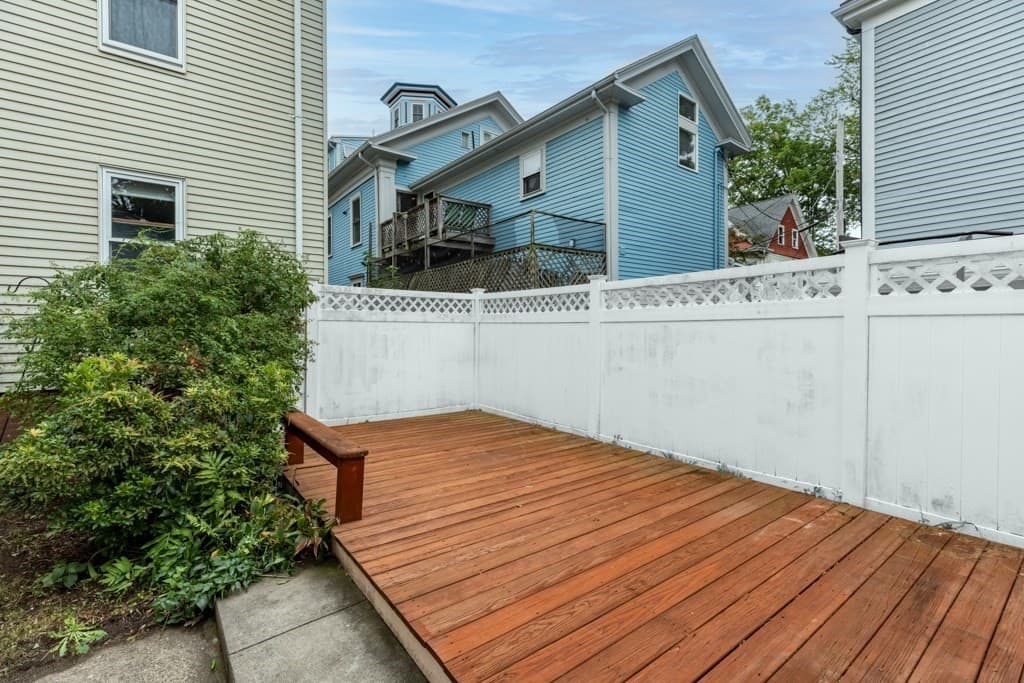 Single Family Residence at 136 Elm Street, Cambridge MA 02140, Cambridge, photo 7 of 30