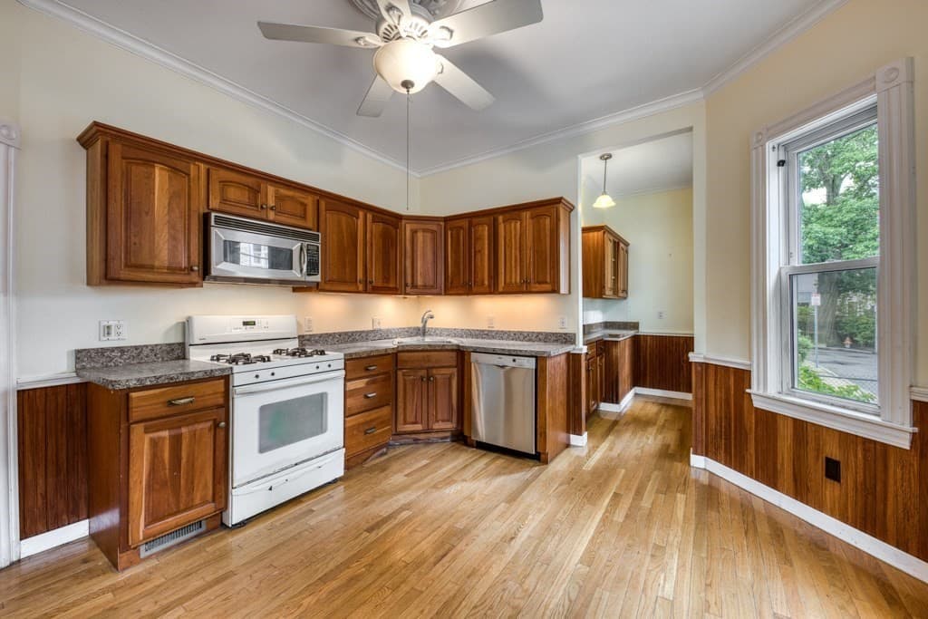 Single Family Residence at 136 Elm Street, Cambridge MA 02140, Cambridge, photo 14 of 30