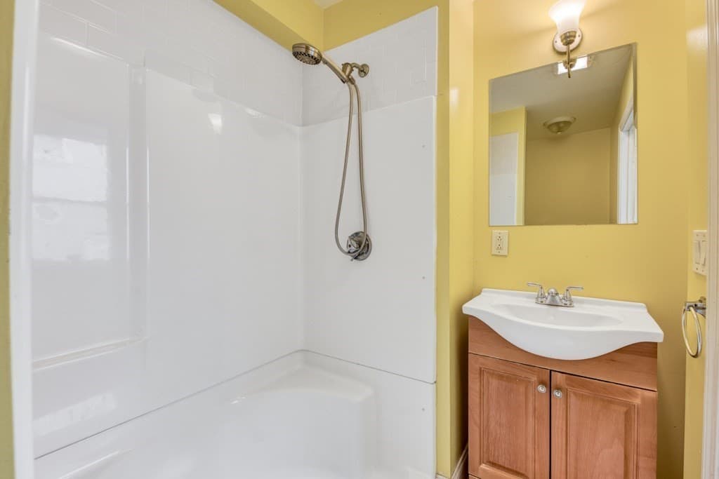 Single Family Residence at 136 Elm Street, Cambridge MA 02140, Cambridge, photo 18 of 30