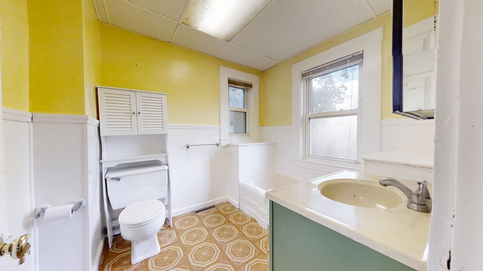 Single Family Residence at 764 Lexington Street, Waltham MA 02452, Waltham, photo 4 of 17