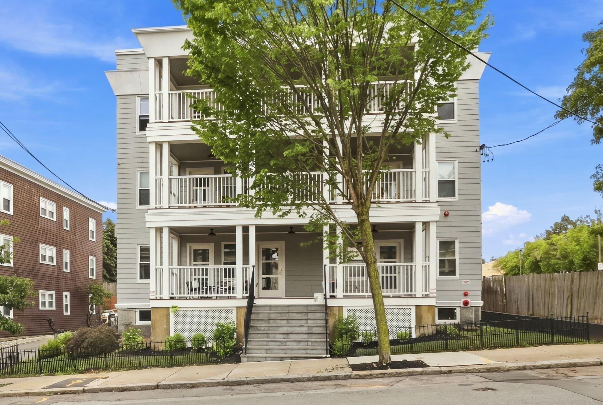 Condominium at 34 Heath St # 3, Somerville MA 02145, Somerville, photo 2 of 37