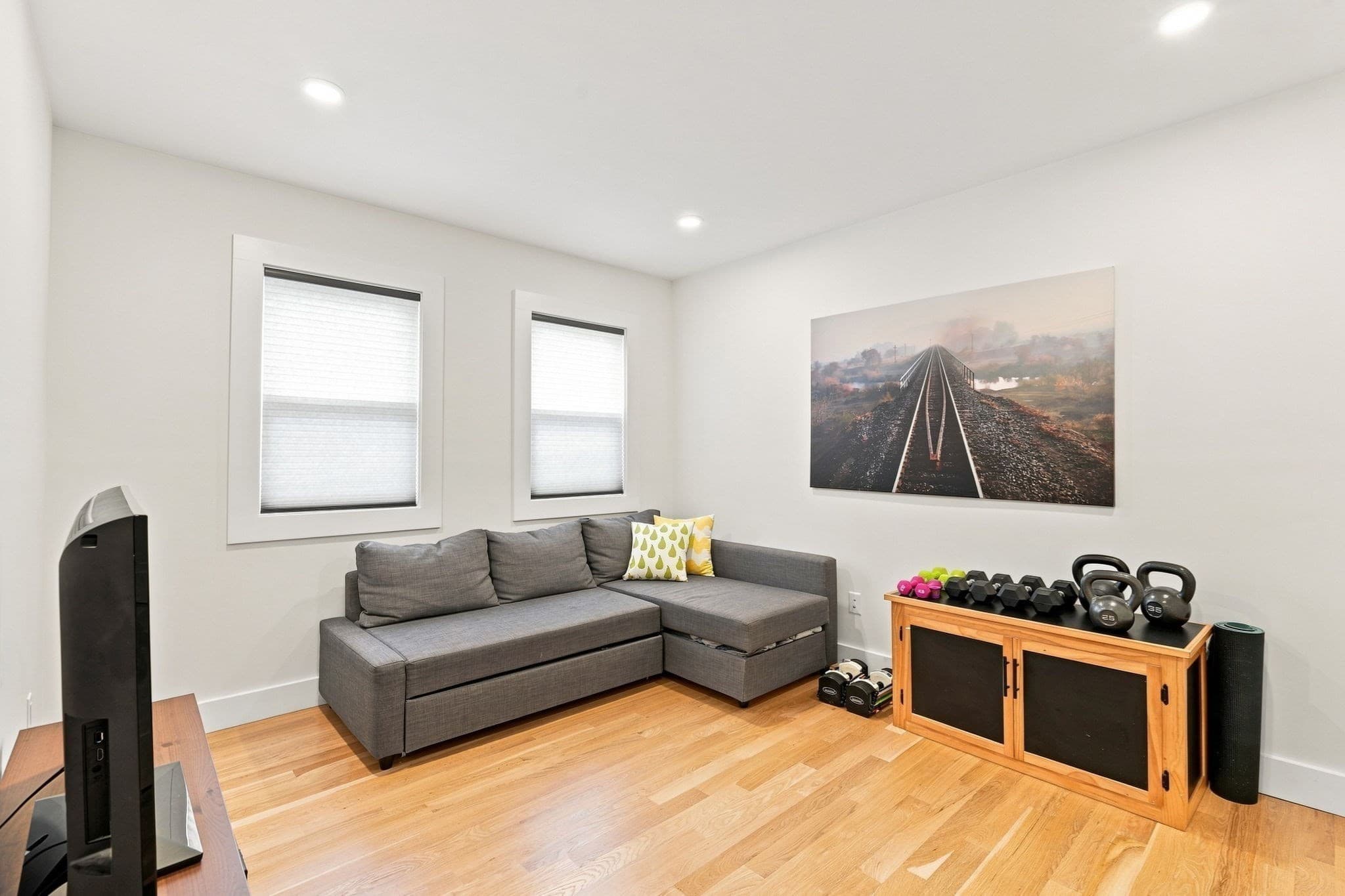 Condominium at 34 Heath St # 3, Somerville MA 02145, Somerville, photo 11 of 37
