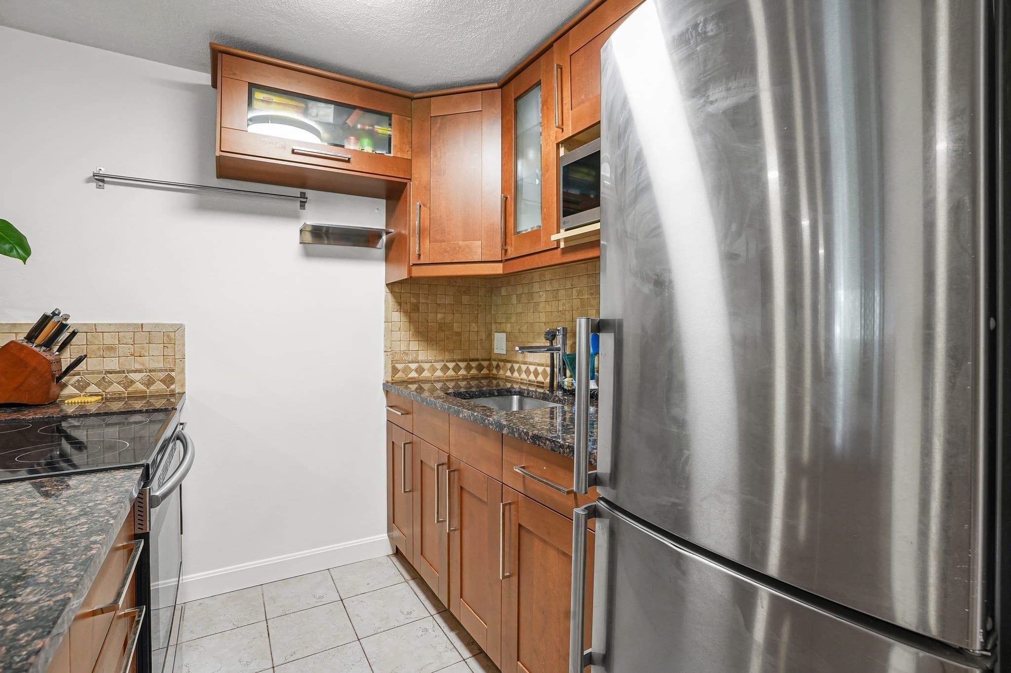 Condominium at 32 Whites Ave. # D13, Watertown MA 02472, Watertown, photo 3 of 13