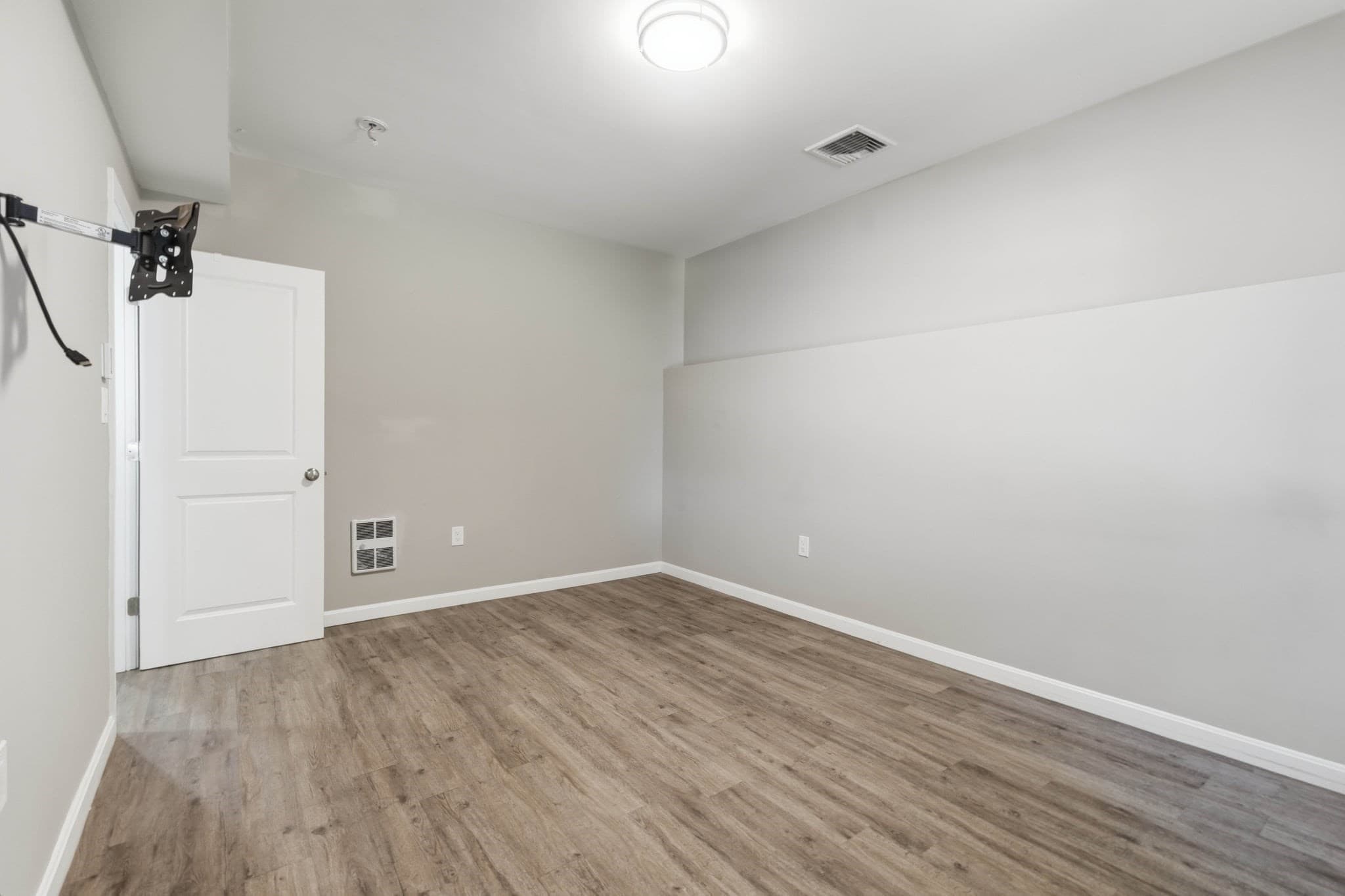 Single Family Residence at 30 Highland St, Revere MA 02151, Revere, photo 33 of 41