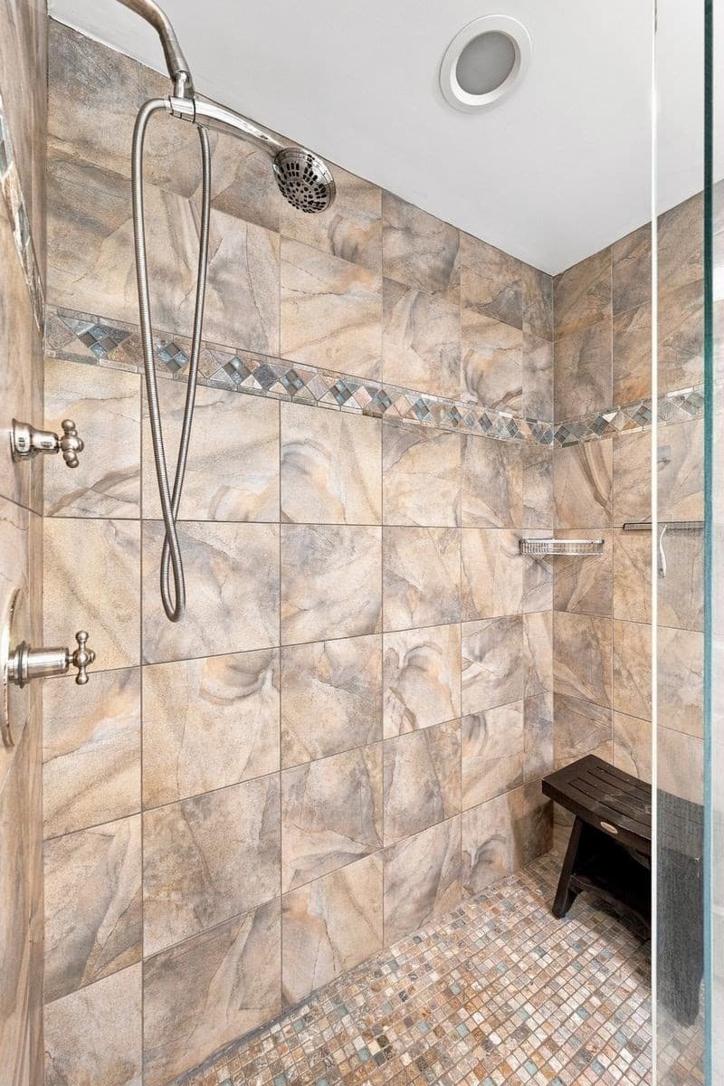 Condominium at 225 Humphrey Street # 6, Swampscott MA 01907, Swampscott, photo 26 of 42
