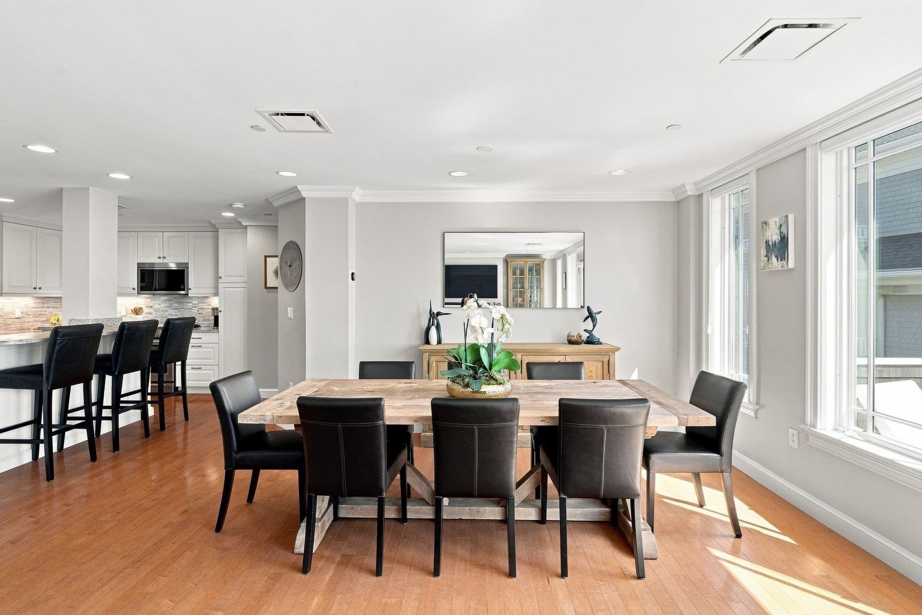 Condominium at 225 Humphrey Street # 6, Swampscott MA 01907, Swampscott, photo 10 of 42