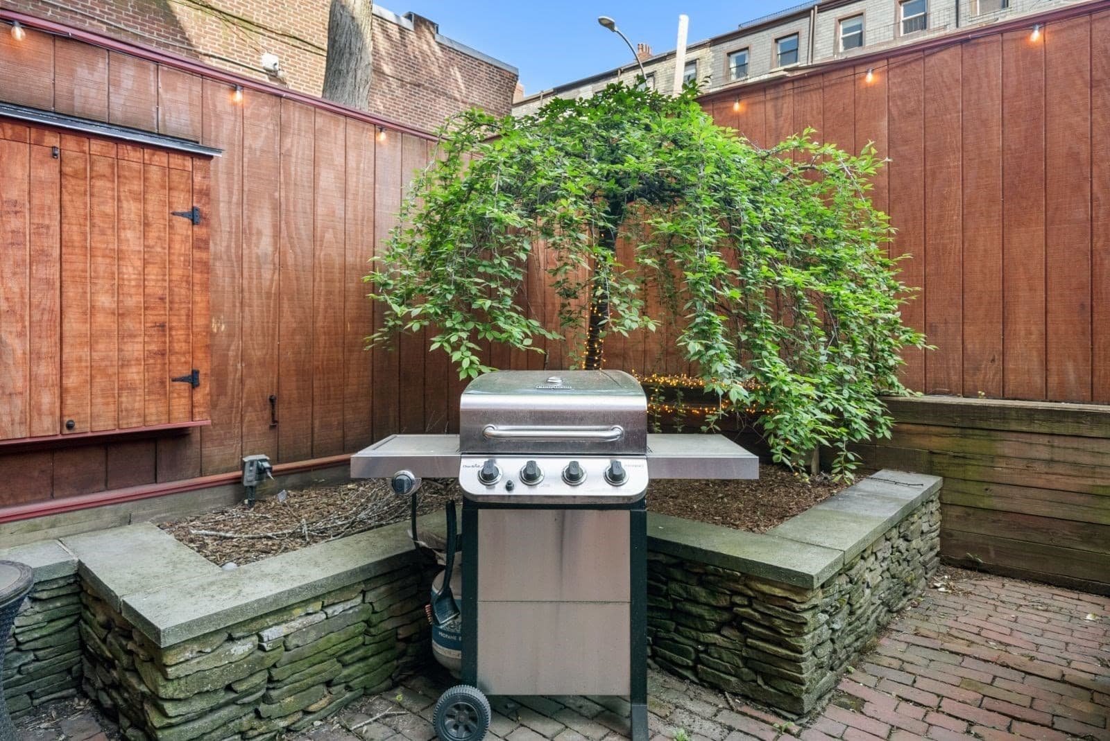 Condominium at 351 Marlborough Street # 1, Boston MA 02115, photo 2 of 32