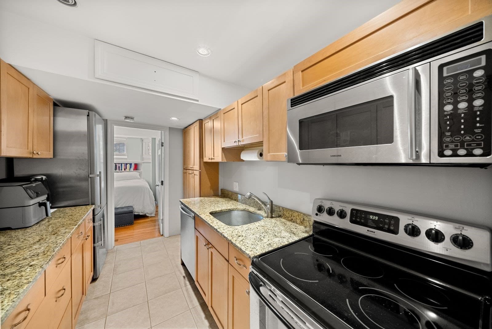 Condominium at 351 Marlborough Street # 1, Boston MA 02115, photo 11 of 32