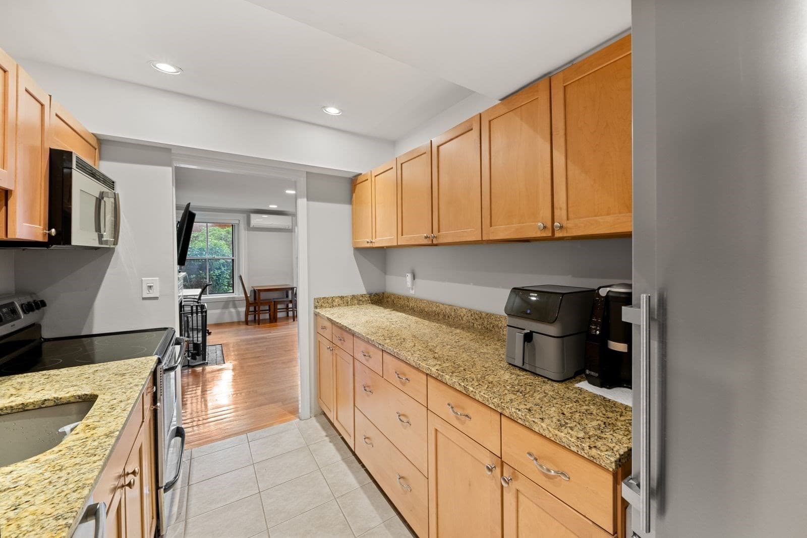 Condominium at 351 Marlborough Street # 1, Boston MA 02115, photo 8 of 32