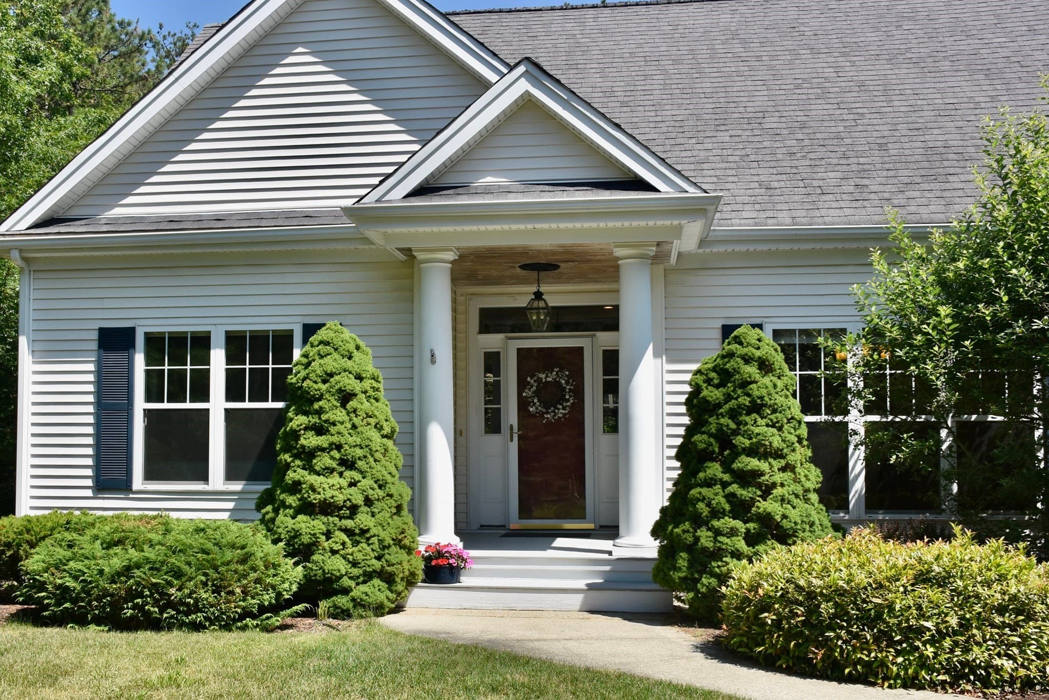 Single Family Residence at 52 Bayden Path, Plymouth MA 02360, photo 4 of 39