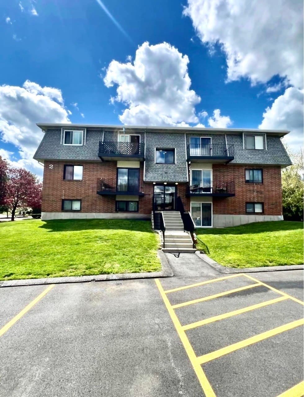 176 Maple Ave # 4, Rutland MA 01543