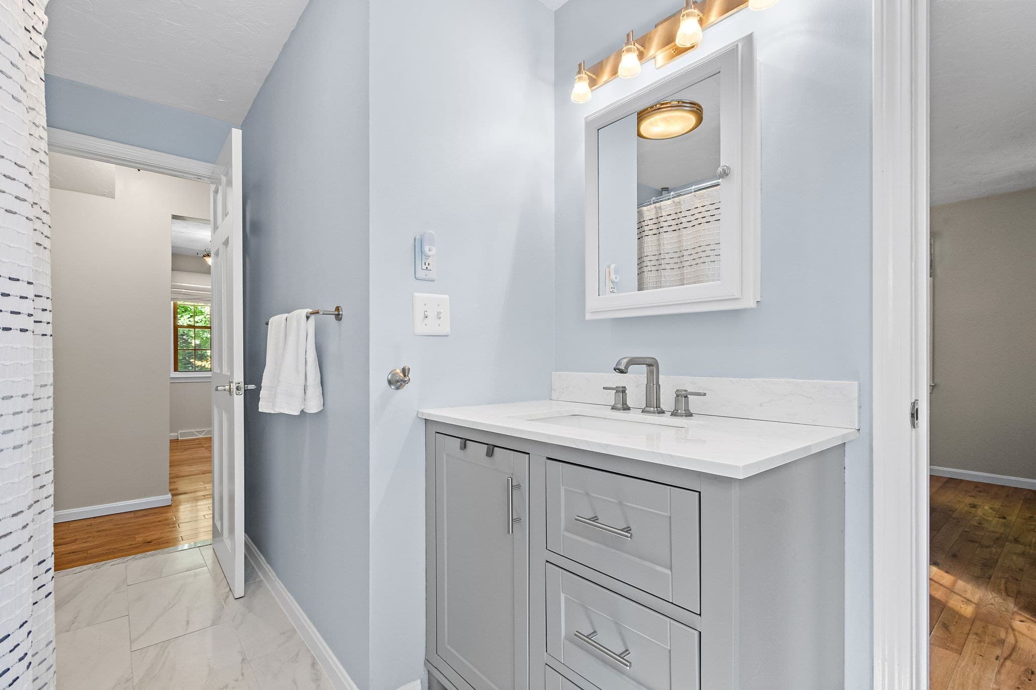 Single Family Residence at 13 Annabel Ln, Franklin MA 02038, Franklin, photo 17 of 37