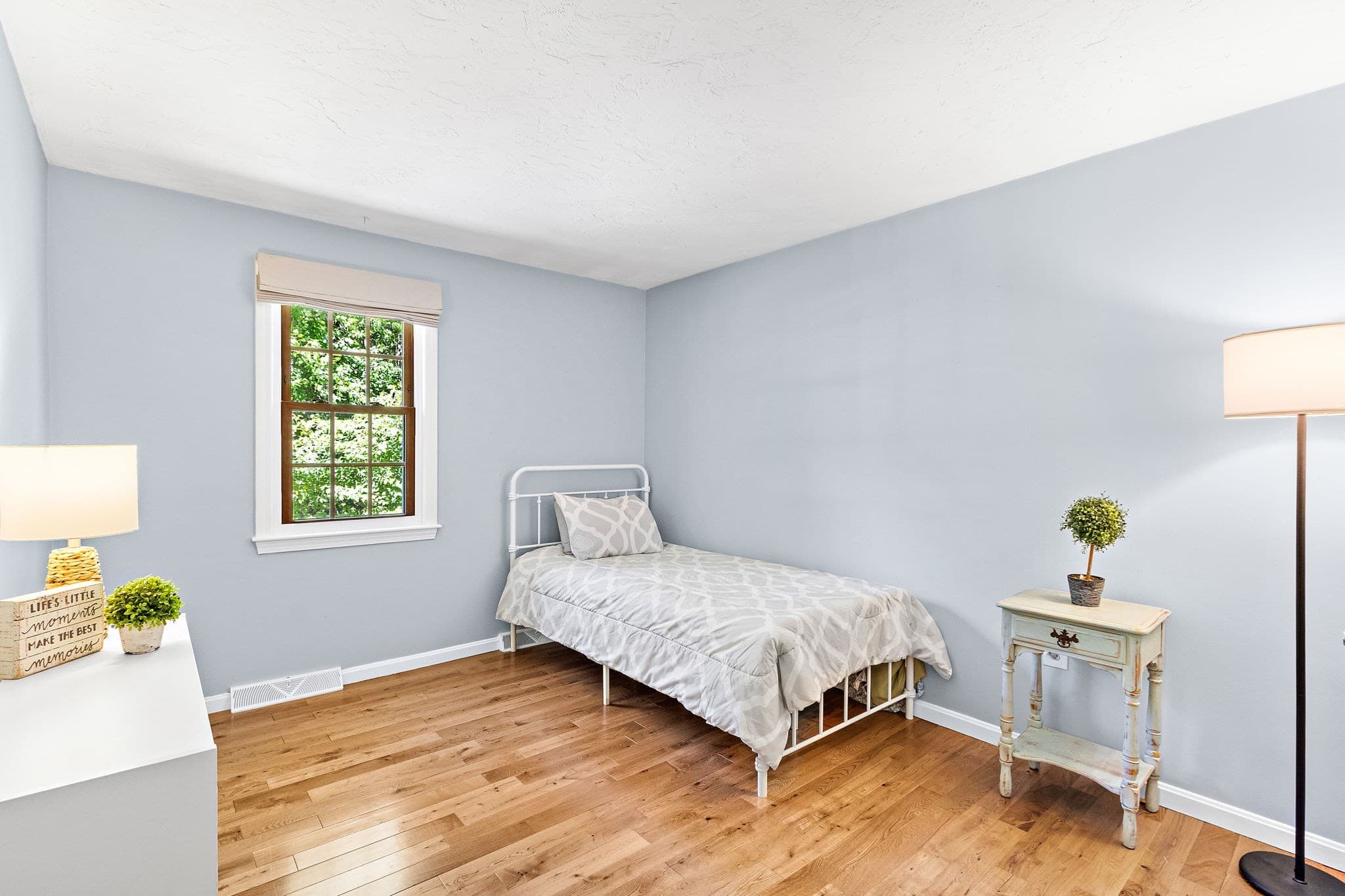 Single Family Residence at 13 Annabel Ln, Franklin MA 02038, Franklin, photo 18 of 37