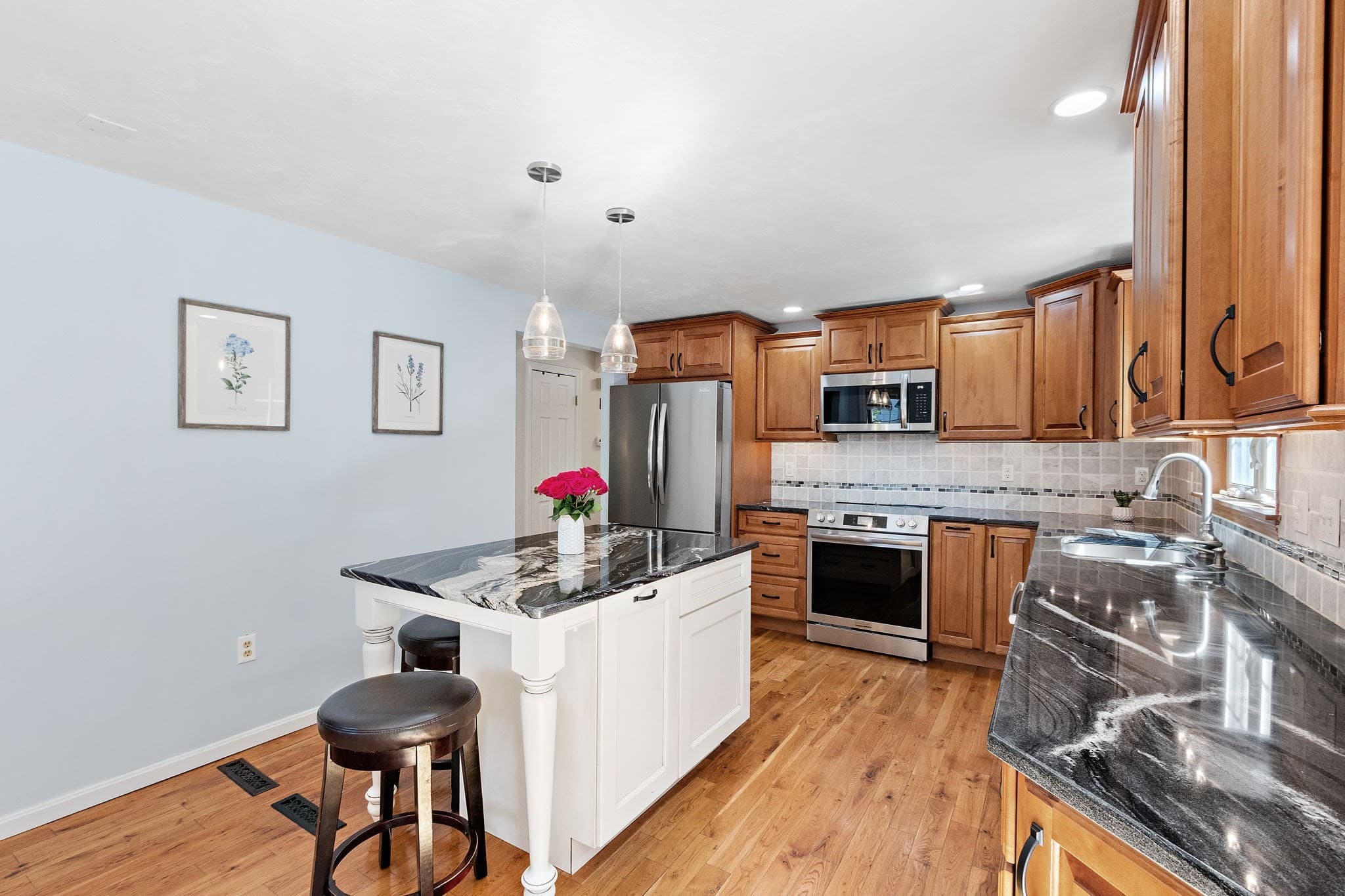 Single Family Residence at 13 Annabel Ln, Franklin MA 02038, Franklin, photo 8 of 37