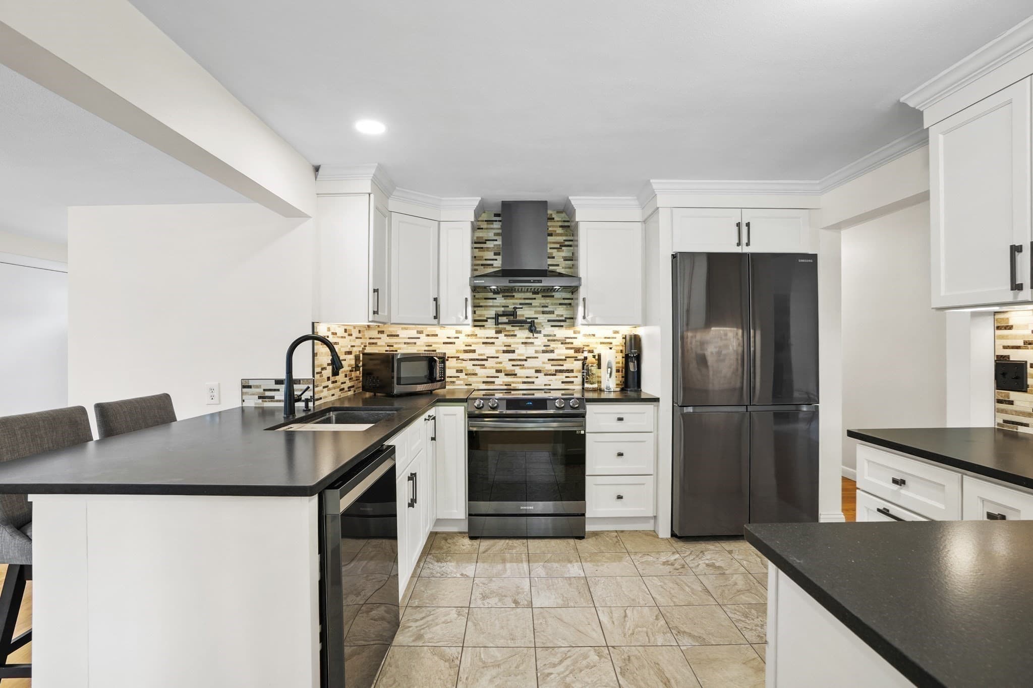 Single Family Residence at 8 Niles Road, Randolph MA 02368, photo 6 of 21