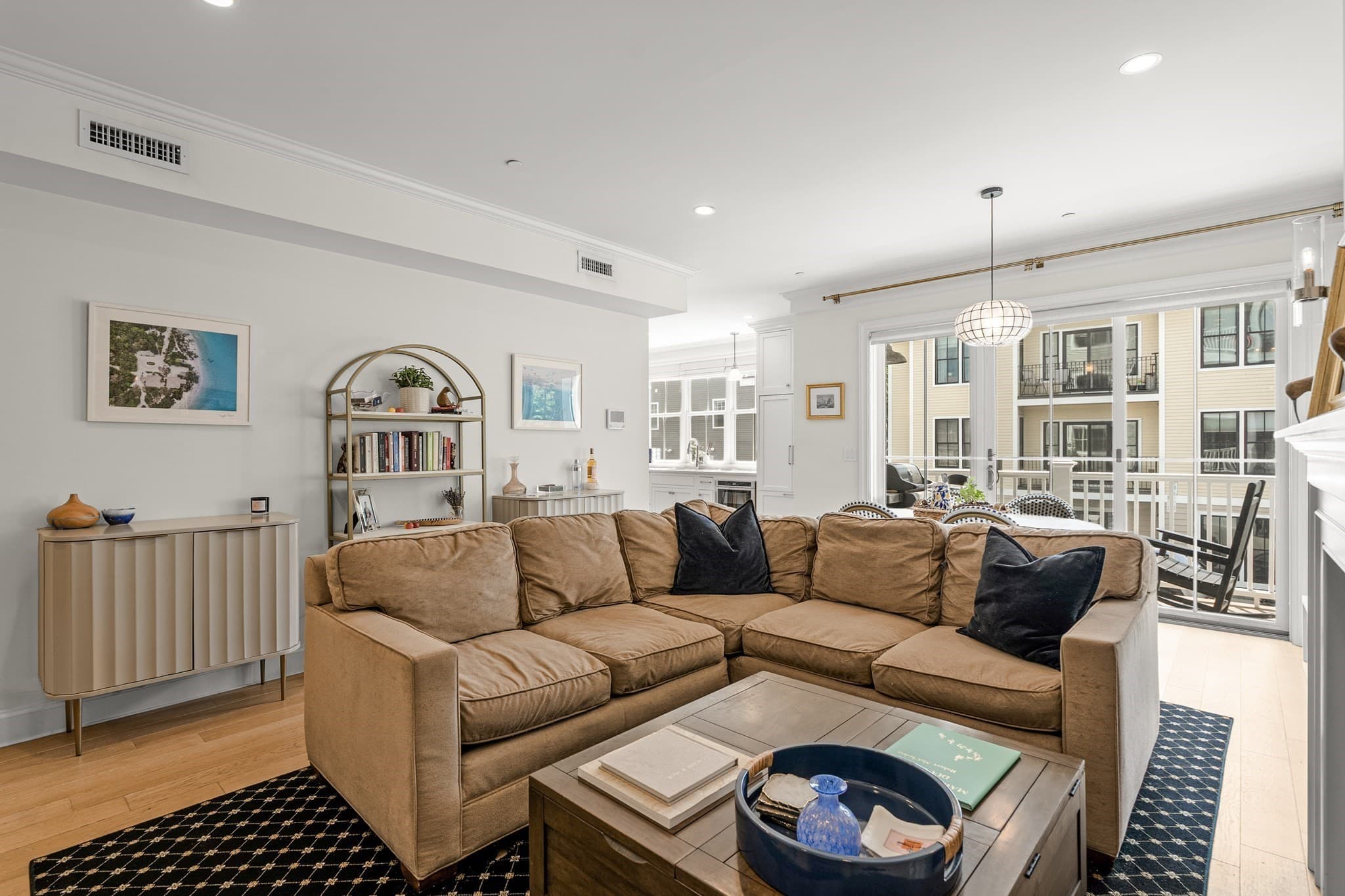 Condominium at 38 P St # 1, Boston MA 02127, Boston, photo 2 of 23