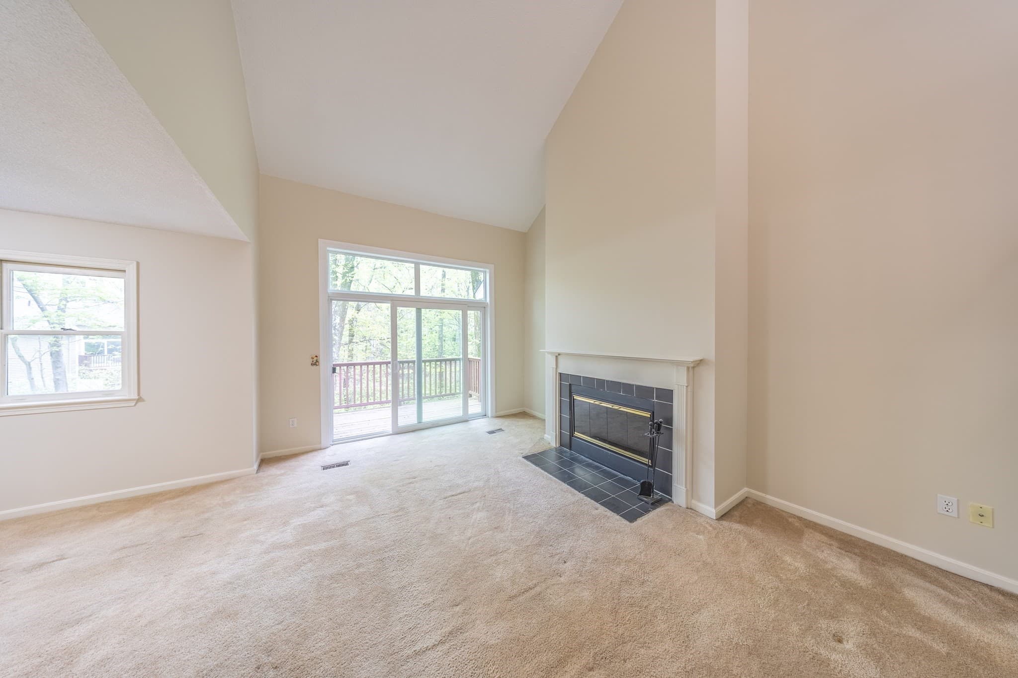 Condominium at 49 Bishops Forest Dr # 49, Waltham MA 02452, photo 15 of 40