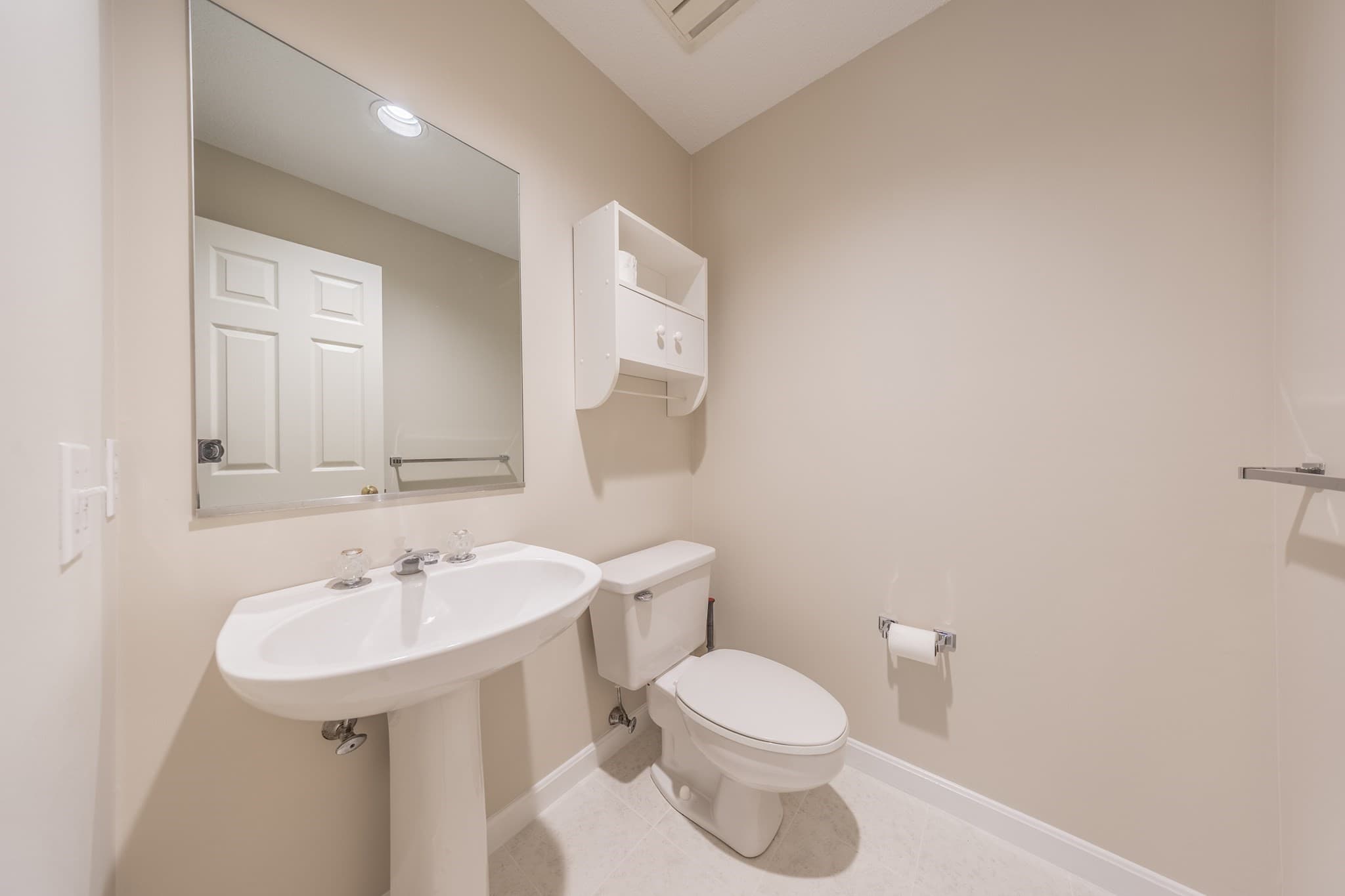 Condominium at 49 Bishops Forest Dr # 49, Waltham MA 02452, photo 19 of 40