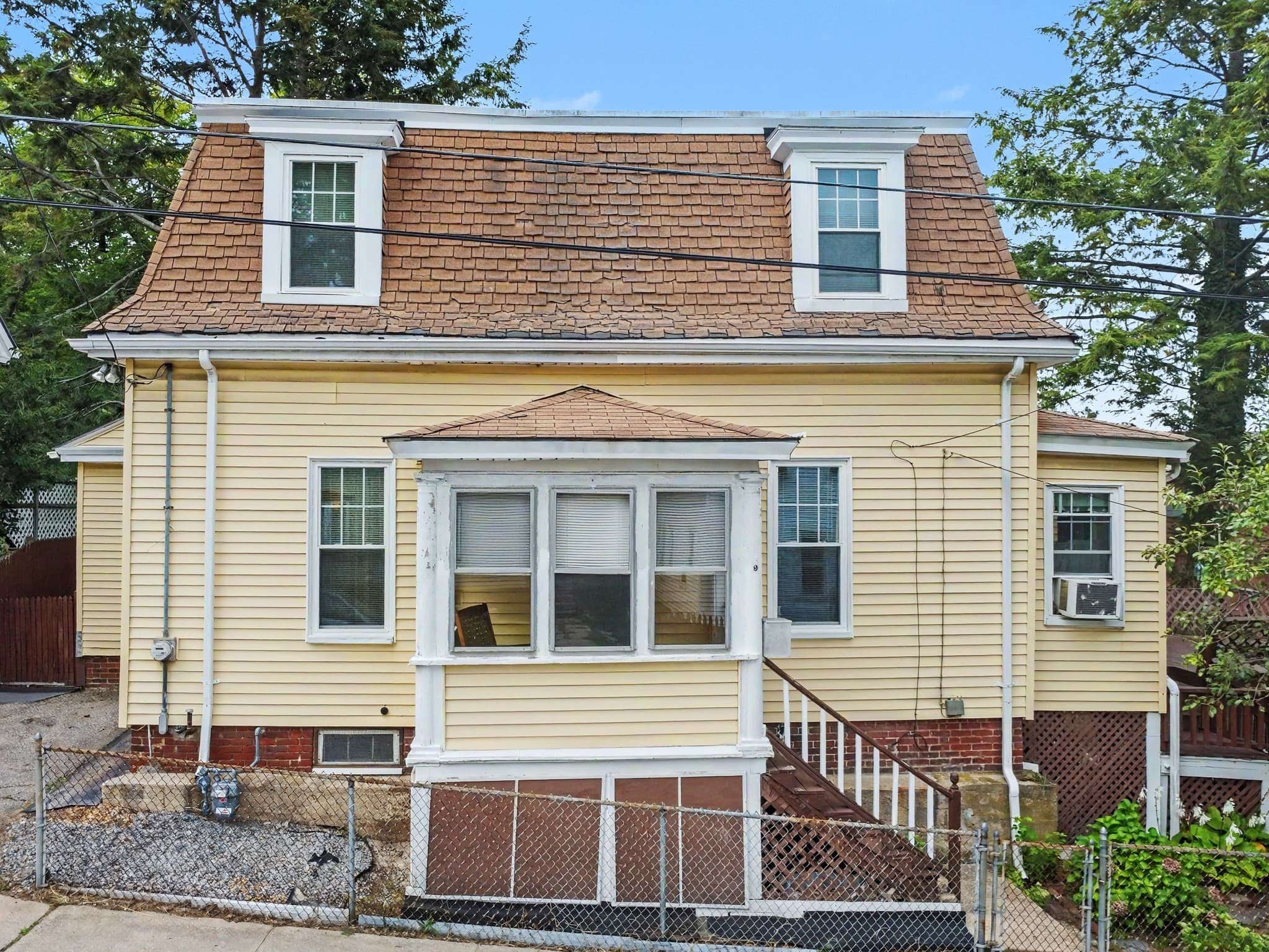 9 Varnum Street, Haverhill MA 01835