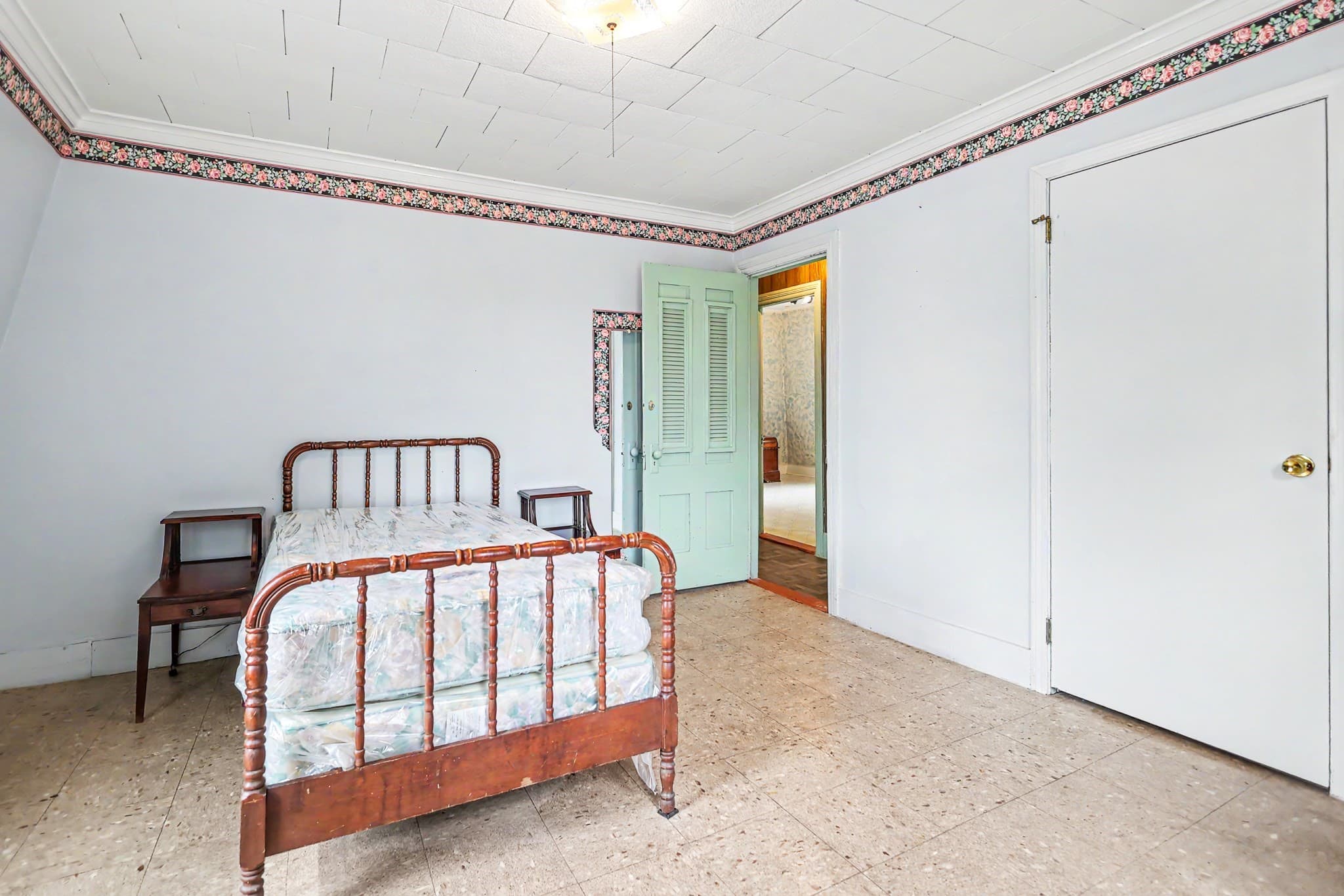 Single Family Residence at 9 Varnum Street, Haverhill MA 01835, Haverhill, photo 21 of 33