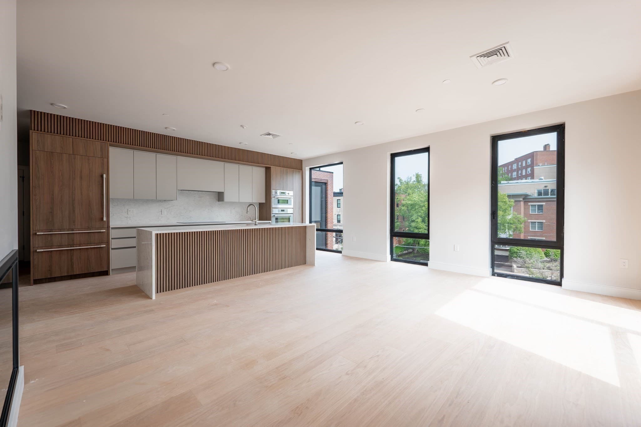 Condominium at 80 Vernon Street Unit A, Brookline MA 02446, Brookline, photo 5 of 11