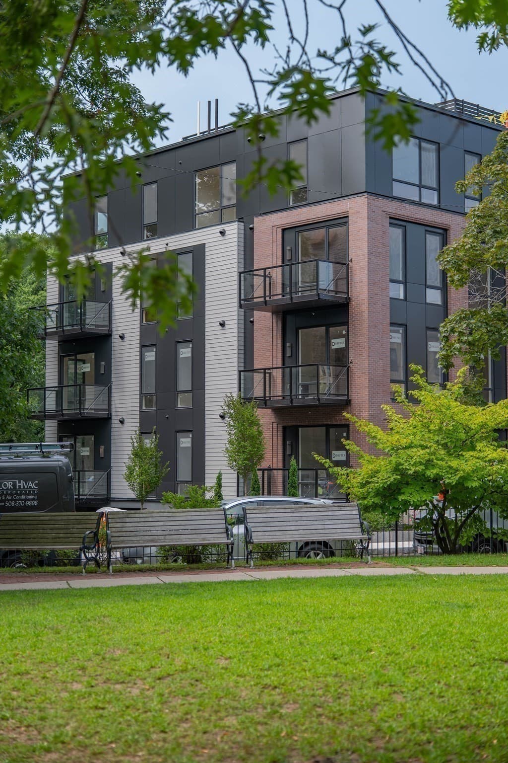 Condominium at 80 Vernon Street Unit A, Brookline MA 02446, Brookline, photo 8 of 11