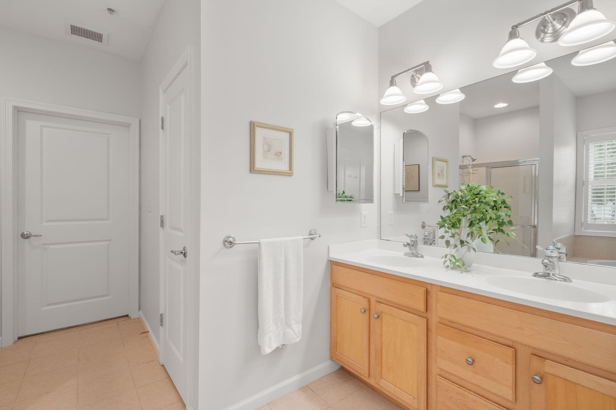 Condominium at 132 Clocktower Drive # 113, Waltham MA 02452, photo 14 of 27
