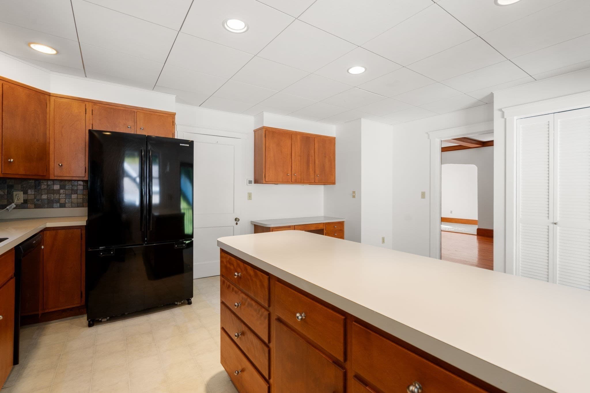 Single Family Residence at 43 Laconia Rd, Worcester MA 01609, Worcester, photo 13 of 37