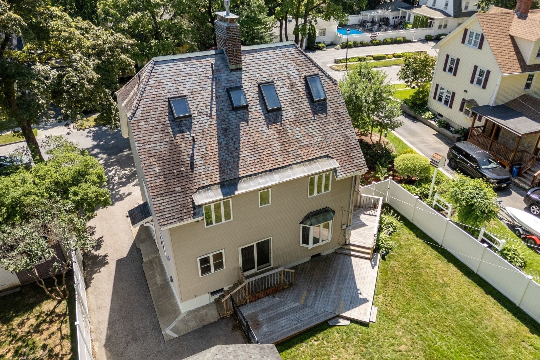 Single Family Residence at 43 Laconia Rd, Worcester MA 01609, Worcester, photo 30 of 37