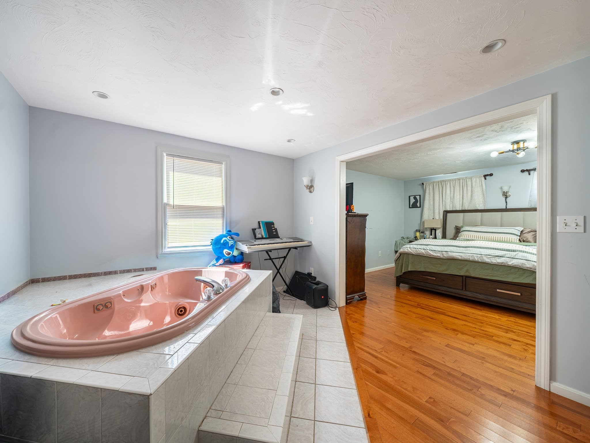 Condominium at 8 Spinney Path # 4, Lynn MA 01902, Lynn, photo 24 of 34