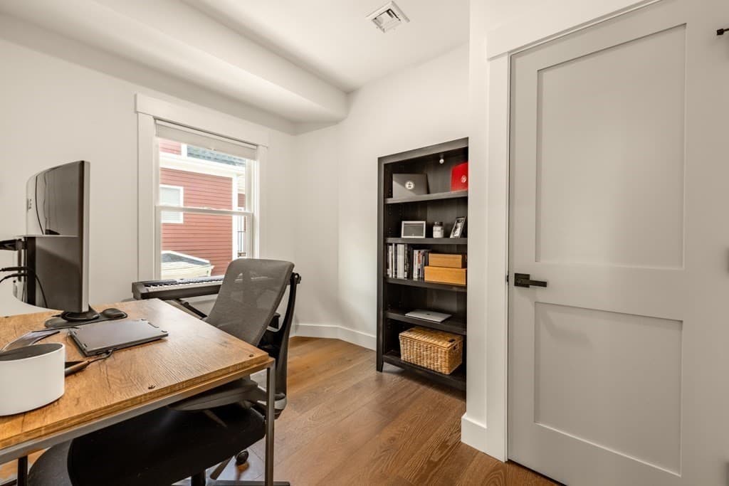 Condominium at 13 Grand View Avenue # 2, Somerville MA 02143, Somerville, photo 11 of 26
