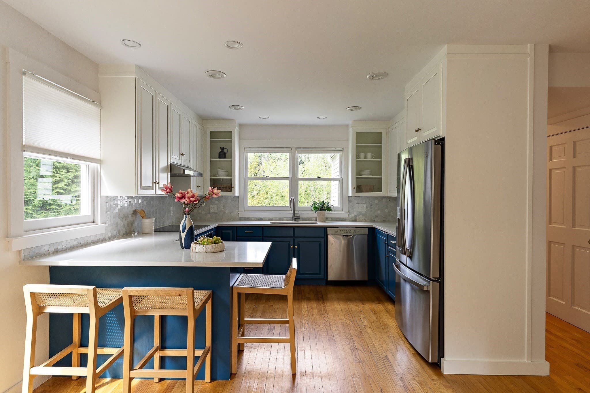 Single Family Residence at 131 Lincoln Rd, Lincoln MA 01773, Lincoln, photo 8 of 42