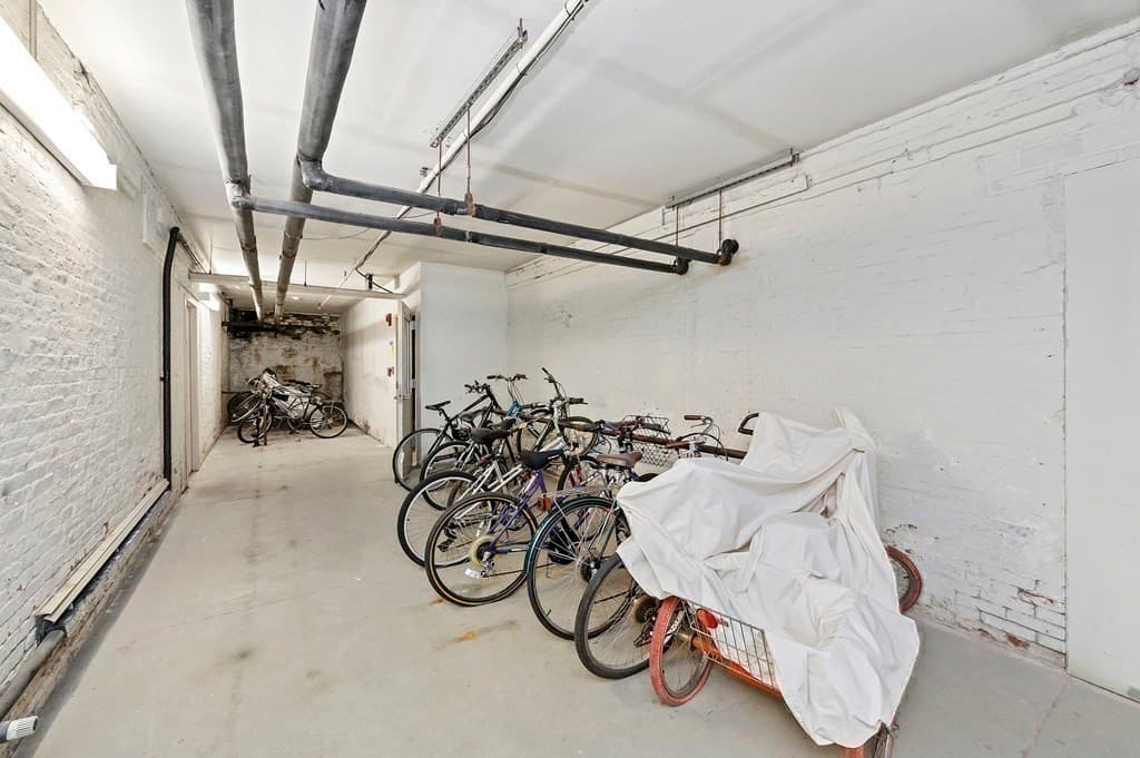 Condominium at 100 Commandants Way # 107, Chelsea MA 02150, Chelsea, photo 26 of 34