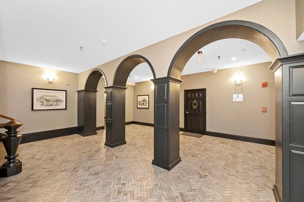 Condominium at 100 Commandants Way # 107, Chelsea MA 02150, Chelsea, photo 7 of 34