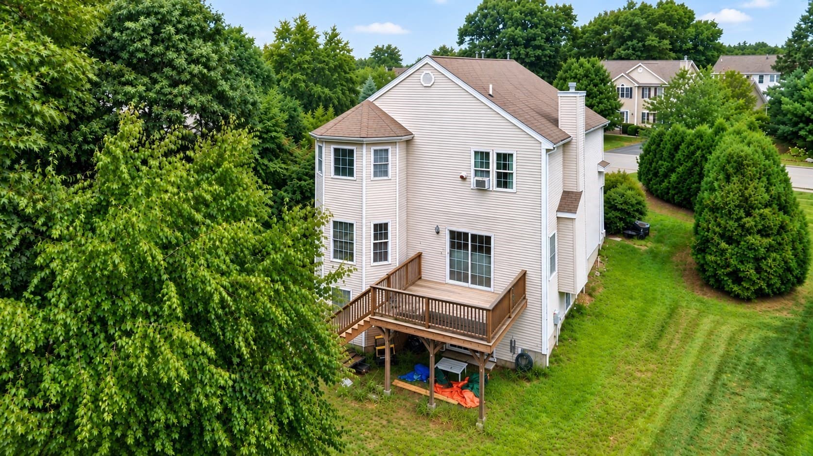 Single Family Residence at 14 West Ledge Rd, Clinton MA 01510, Clinton, photo 5 of 37