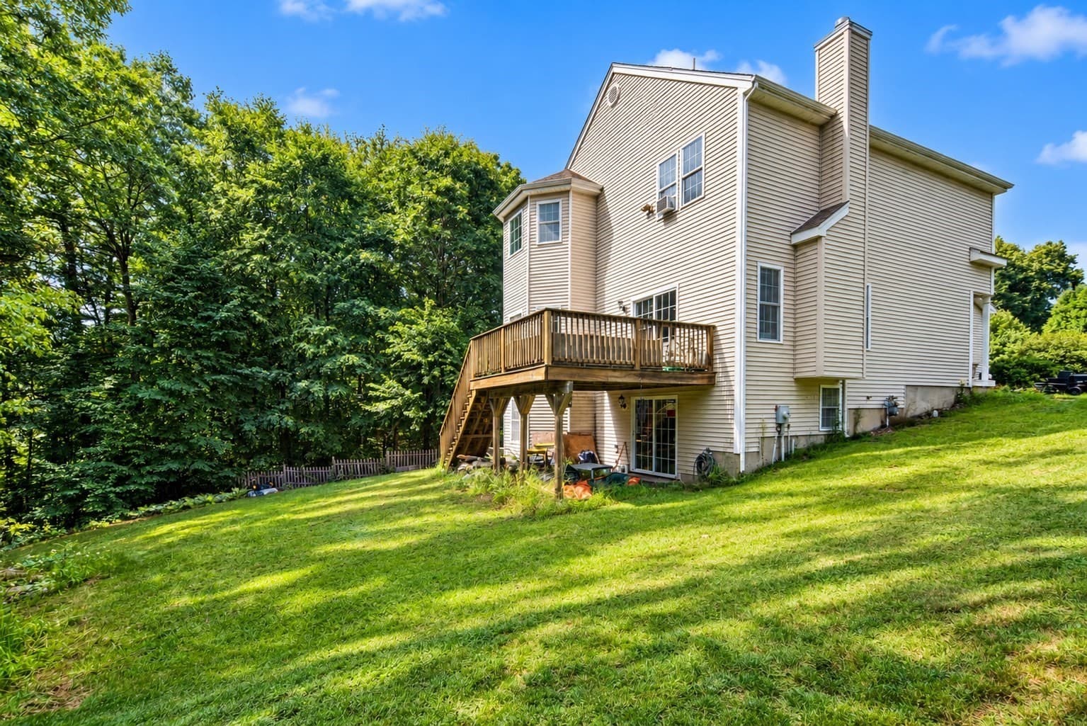 Single Family Residence at 14 West Ledge Rd, Clinton MA 01510, Clinton, photo 31 of 37
