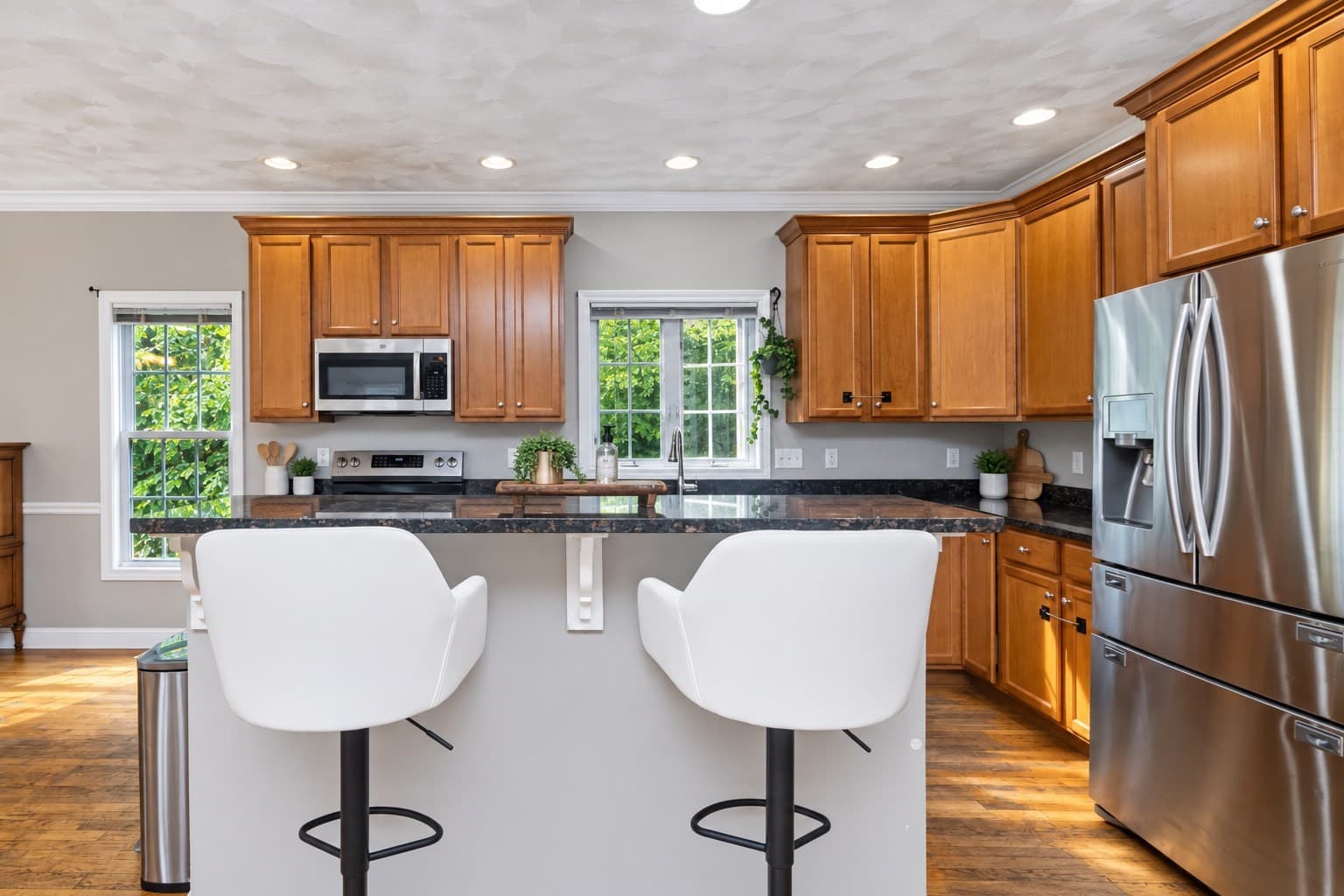 Single Family Residence at 14 West Ledge Rd, Clinton MA 01510, Clinton, photo 8 of 37