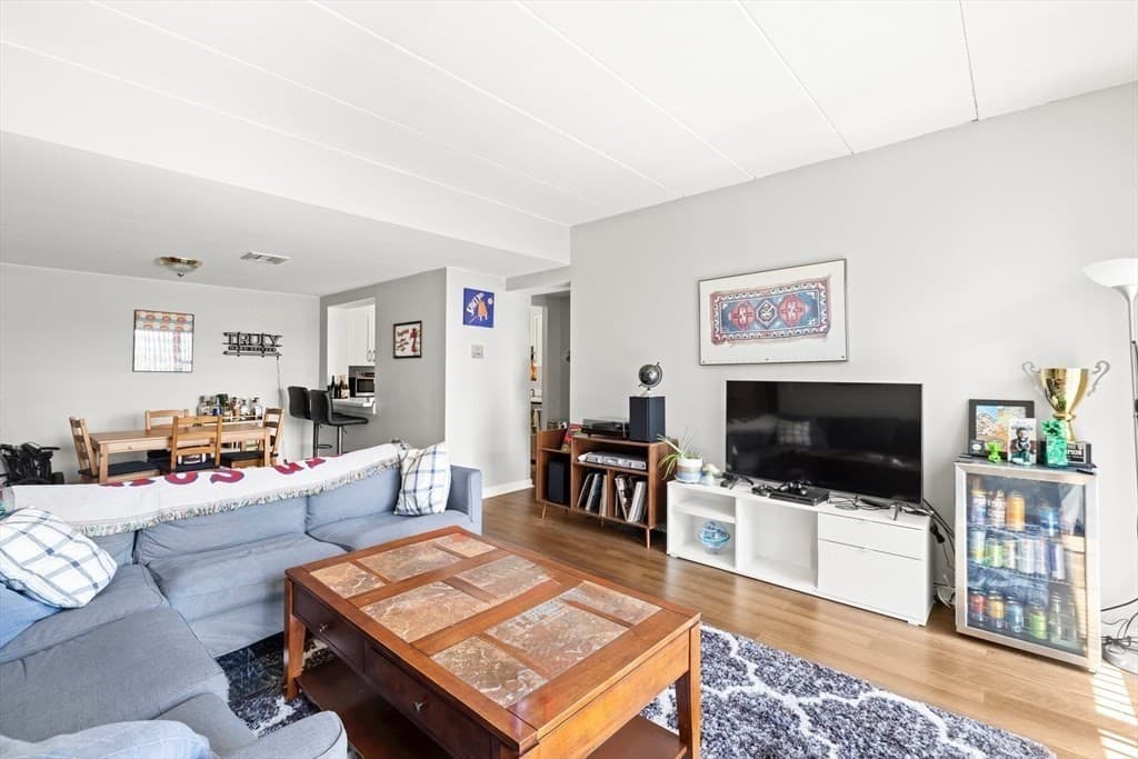 Condominium at 170 Gore Street # 417, Cambridge MA 02141, Cambridge, photo 3 of 19