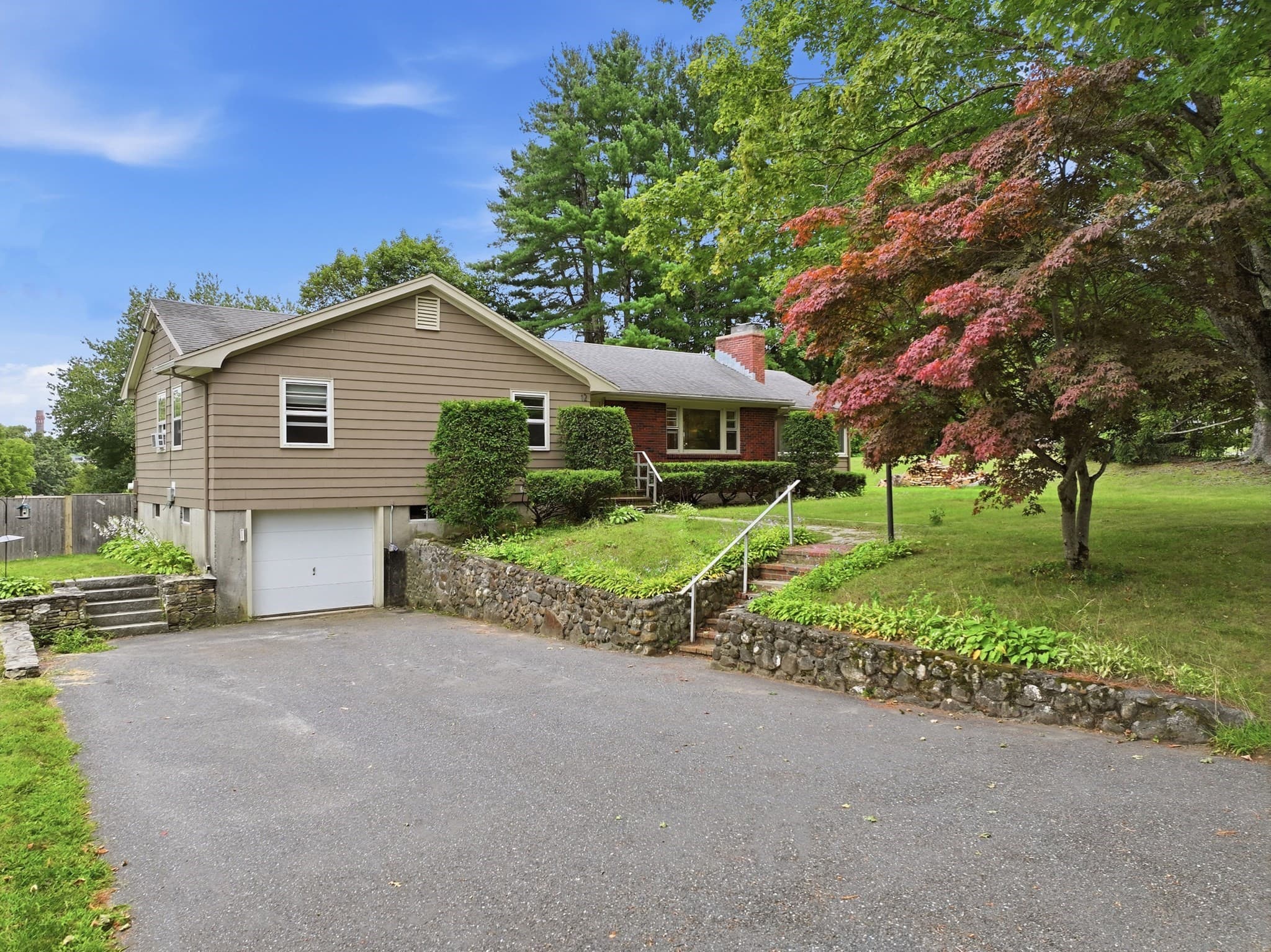 Single Family Residence at 12 Summer Hill Rd, Maynard MA 01754, Maynard, photo 5 of 42