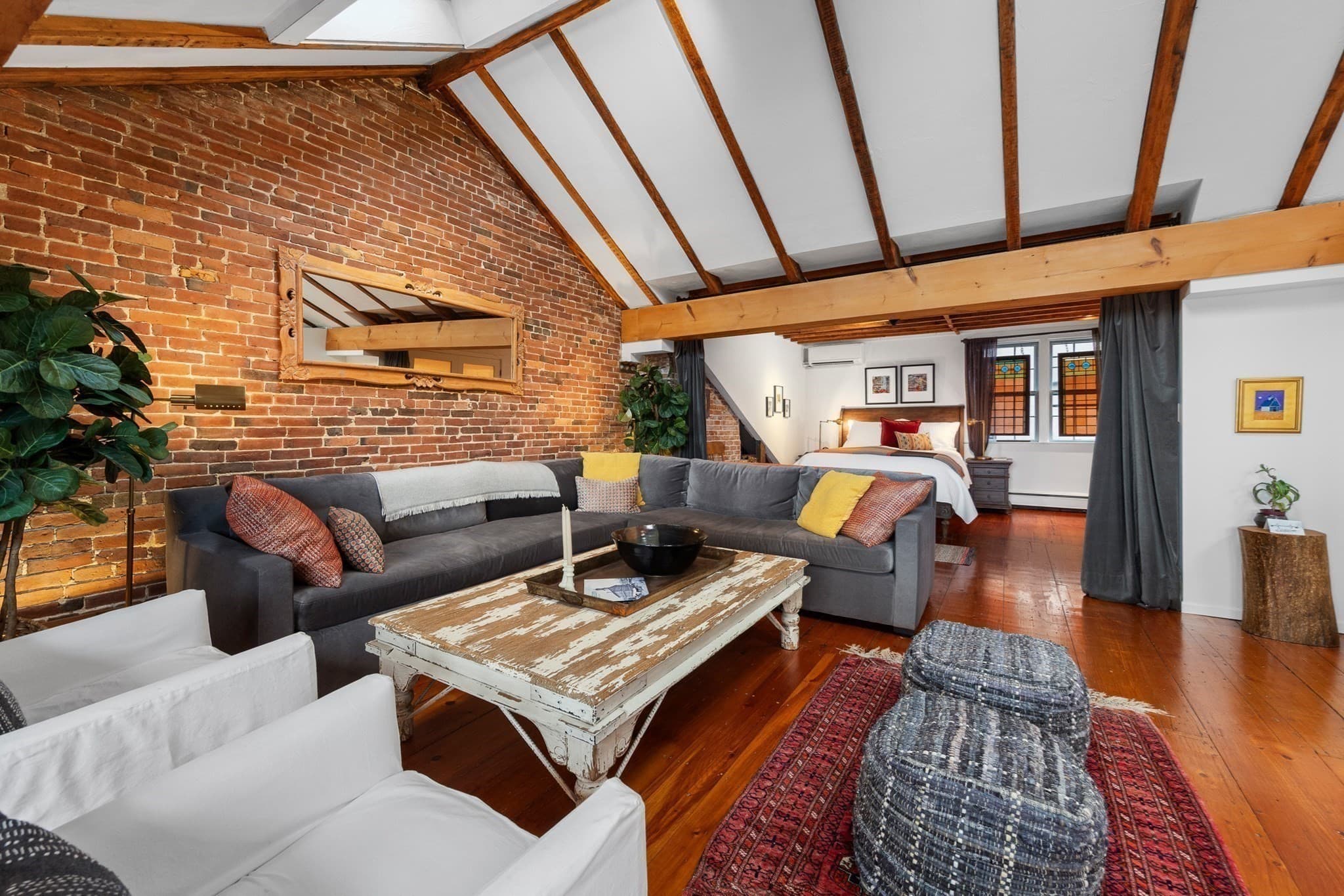Condominium at 1-3 Chestnut # 5B, Boston MA 02108, photo 7 of 41