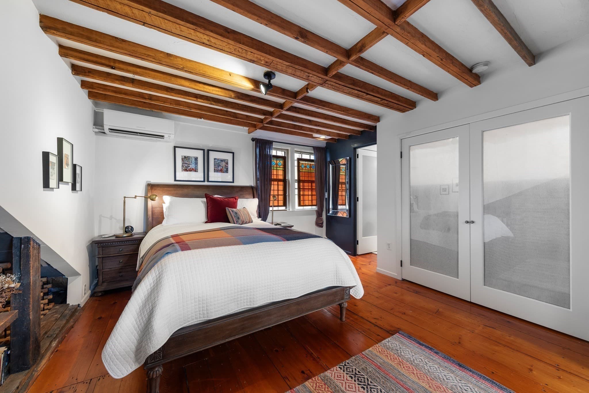 Condominium at 1-3 Chestnut # 5B, Boston MA 02108, photo 20 of 41