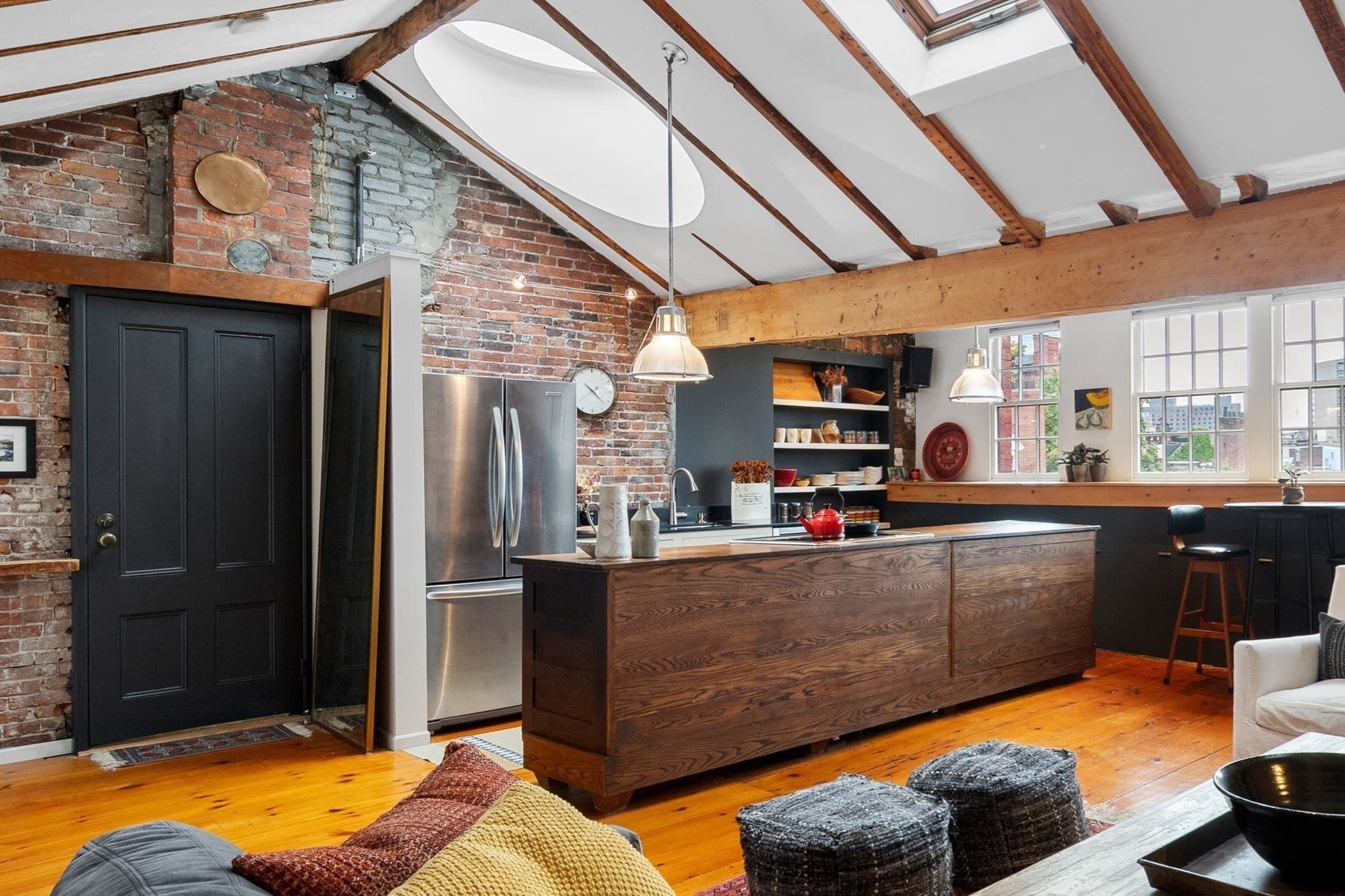 Condominium at 1-3 Chestnut # 5B, Boston MA 02108, photo 11 of 41
