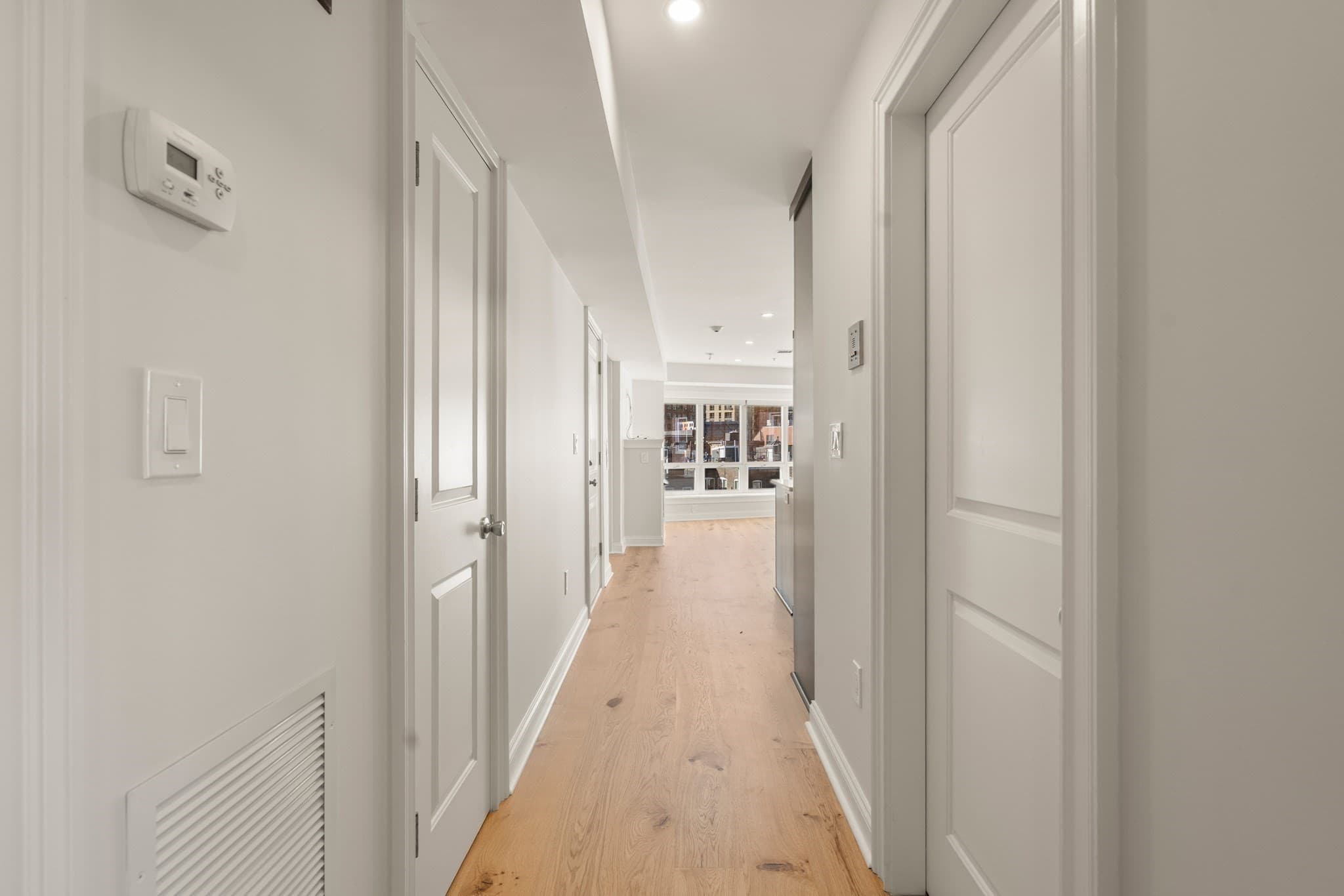 Condominium at 9 N Margin # 3, Boston MA 02113, Boston, photo 4 of 12