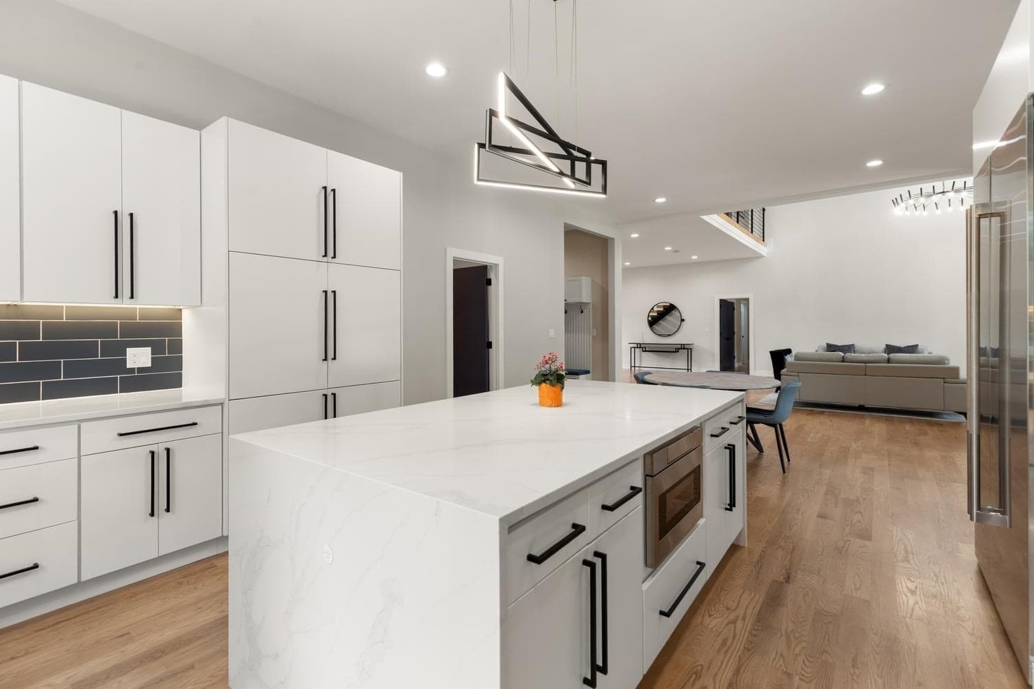 Single Family Residence at 8 Jonathan Road, Burlington MA 01803, Burlington, photo 16 of 42