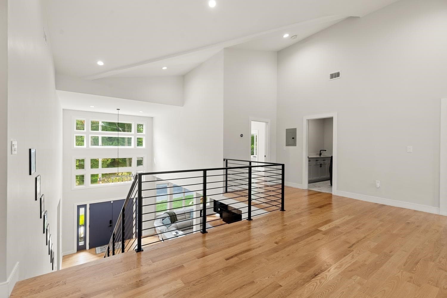 Single Family Residence at 8 Jonathan Road, Burlington MA 01803, Burlington, photo 20 of 42