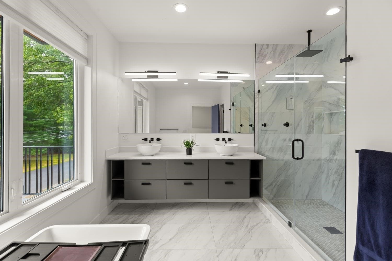 Single Family Residence at 8 Jonathan Road, Burlington MA 01803, Burlington, photo 24 of 42