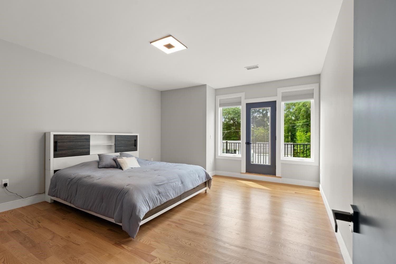 Single Family Residence at 8 Jonathan Road, Burlington MA 01803, Burlington, photo 30 of 42