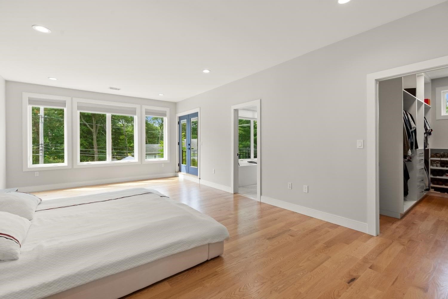 Single Family Residence at 8 Jonathan Road, Burlington MA 01803, Burlington, photo 21 of 42
